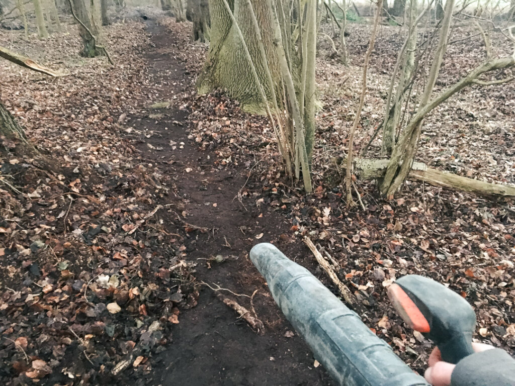Pirschwege zu den Drückjagdsitzen
