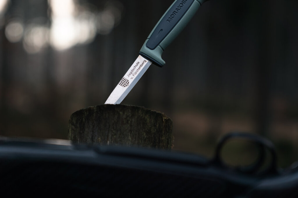 Das Messer für den Schützen bei der Drückjagd, zb. das Mora der Jagdschule v. Fürstenberg